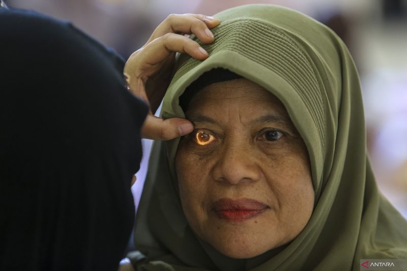 Mata kuning: Penyebab, gejala, dan cara alami mengatasinya