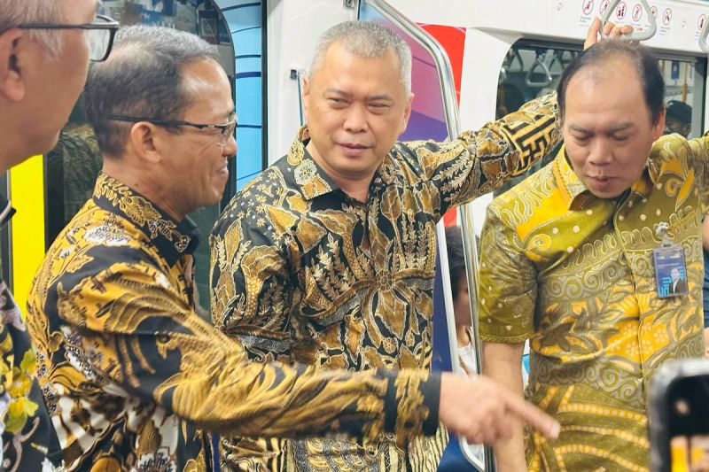 Menhub tekankan pentingnya transformasi digital sektor transportasi 