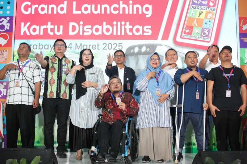 KCI meluncurkan 1.000 kartu prioritas untuk disabilitas di Surabaya 