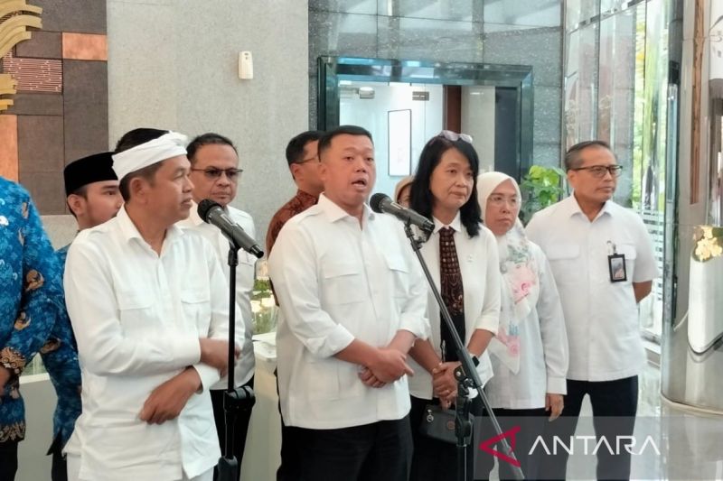 Nusron: Semua wilayah sungai di Jabar ditertibkan untuk cegah banjir