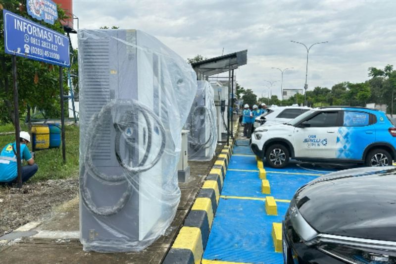 Mengenal SPKLU, tipe teknologi dan tata cara penggunaannya