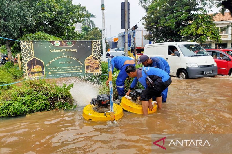 Jakbar optimalkan pompa untuk atasi banjir