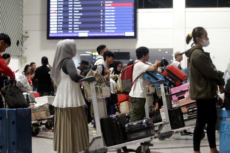 Bandara Juanda diprediksi alami puncak arus penumpang H-3 Lebaran