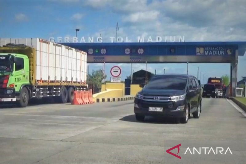 Diprediksi peningkatan kendaraan di Tol Madiun terjadi mulai H-2