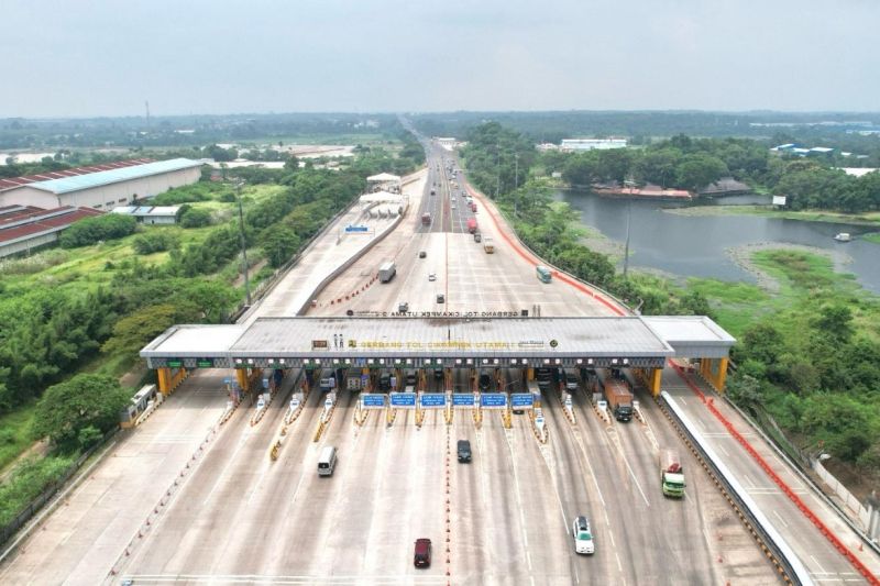 h-10-lebaran-volume-lalin-sejumlah-gerbang-tol-trans-jawa-meningkat