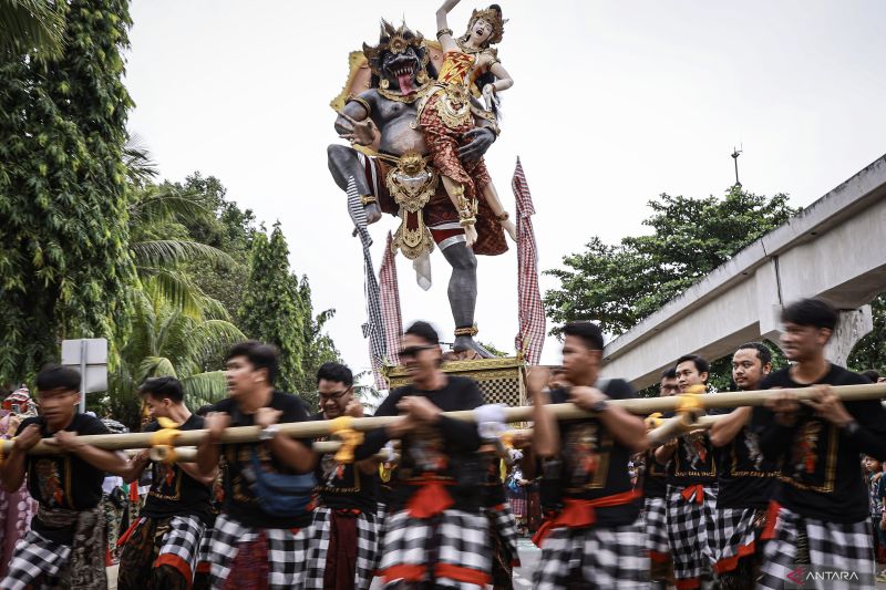 makna-sejarah-tradisi-ogoh-ogoh-saat-hari-raya-nyepi-di-bali