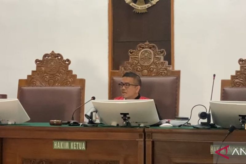 pn-jaksel-tunda-sidang-staf-hasto-kristiyanto-pada-8-april