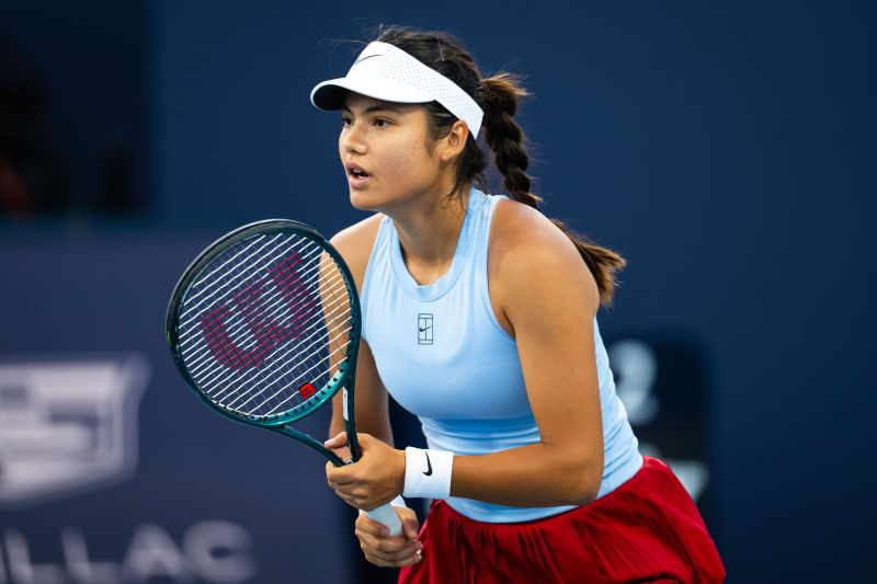 Pria yang terobsesi dengan Raducanu coba beli tiket Wimbledon