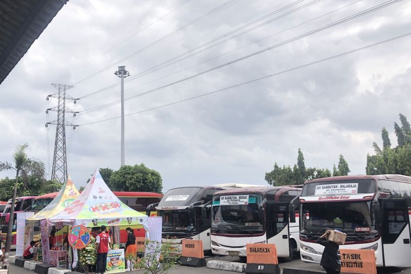 hampir-semua-tak-lolos-uji-pada-ramp-check-terminal-kampung-rambutan