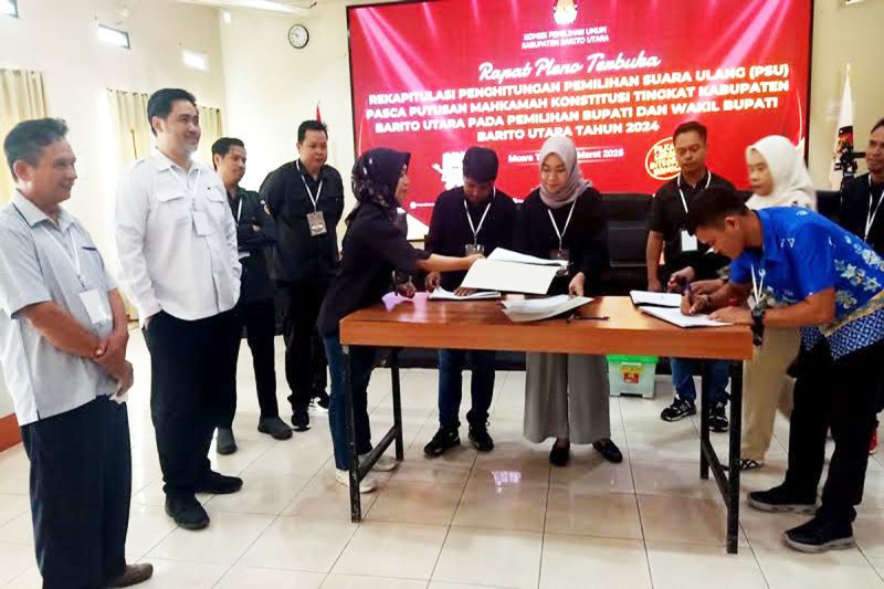 Demokrasi Semu di balik PSU pilkada