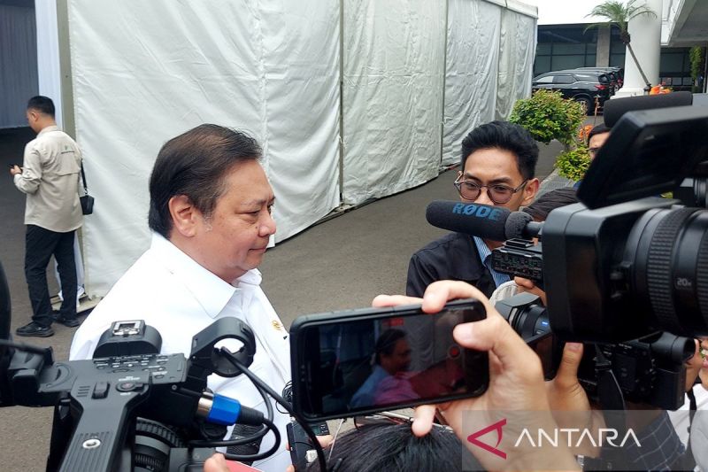 Prabowo kumpulkan menteri bahas kebijakan fiskal 2026