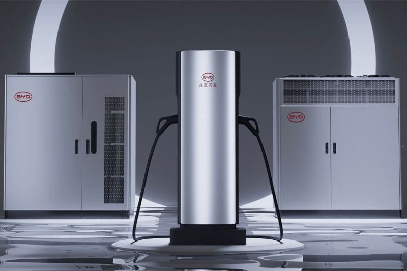 byd-uji-flash-charge-1500-kw-hampir-tiga-kali-lipat-daya-tesla-v4