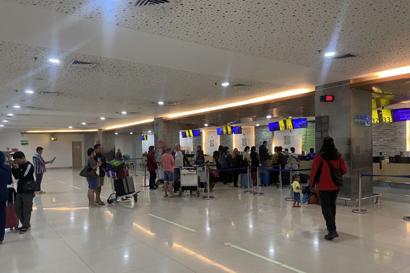 181 ribu orang tinggalkan Bali lewat bandara