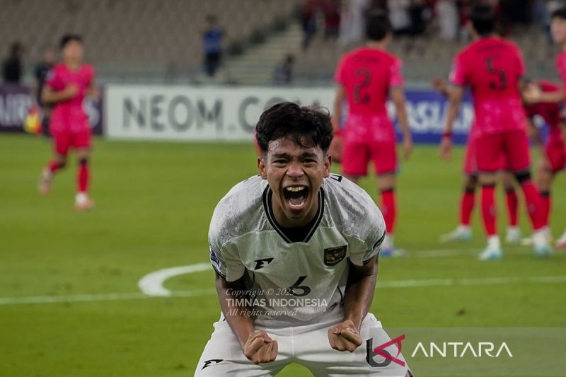 DWIGOL EVANDRA GANDAKAN KEUNGGULAN INDONESIA JADI 4-1 ATAS YAMAN ARTBOARD 4 2 1