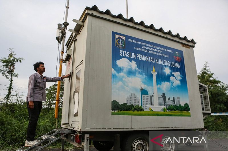Kualitas udara Jakarta keenam terburuk di dunia pada Rabu pagi