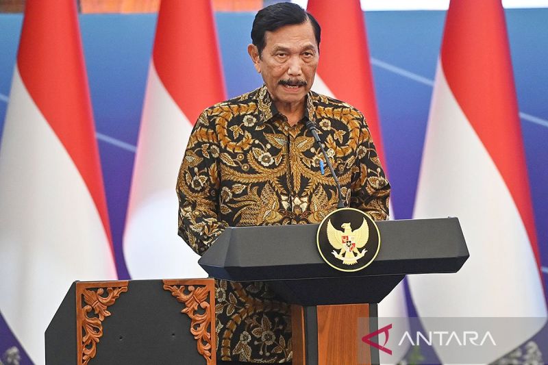 luhut-perlambatan-ekonomi-lumrah-terjadi-di-masa-transisi