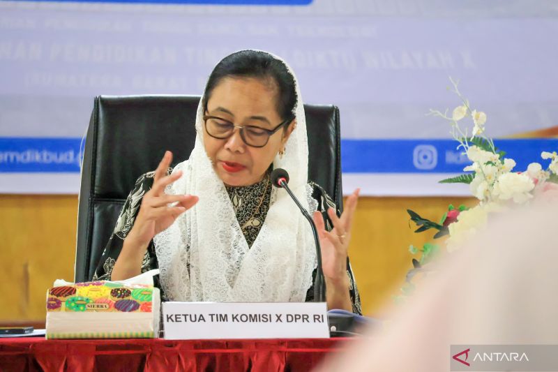 Komisi X sebut butuh komitmen kuat cegah praktik titipan mahasiswa