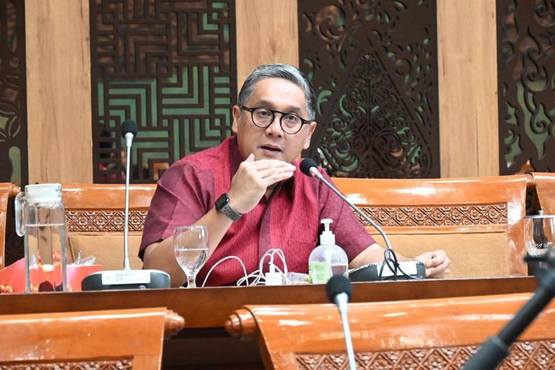 Komisi VII puji Pemprov lindungi pariwisata Bali lewat larangan AMDK