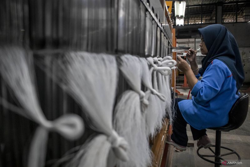 asosiasi-produsen-serat-minta-impor-benang-china-dikenakan-bea-masuk
