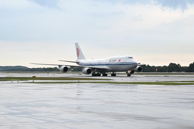 Xi Jinping tiba di Malaysia untuk kunjungan kenegaraan