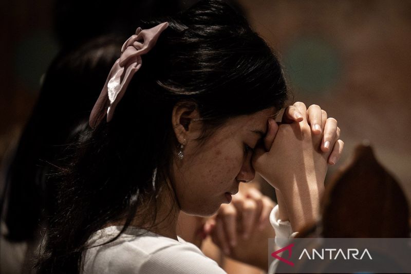 Misa Kamis Putih mengenang perjamuan terakhir Yesus bersama murid-muridNya