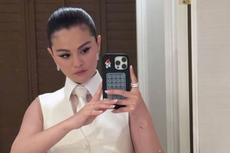selena-gomez-rilis-lagu-in-the-dark-soundtrack-nobody-wants-this