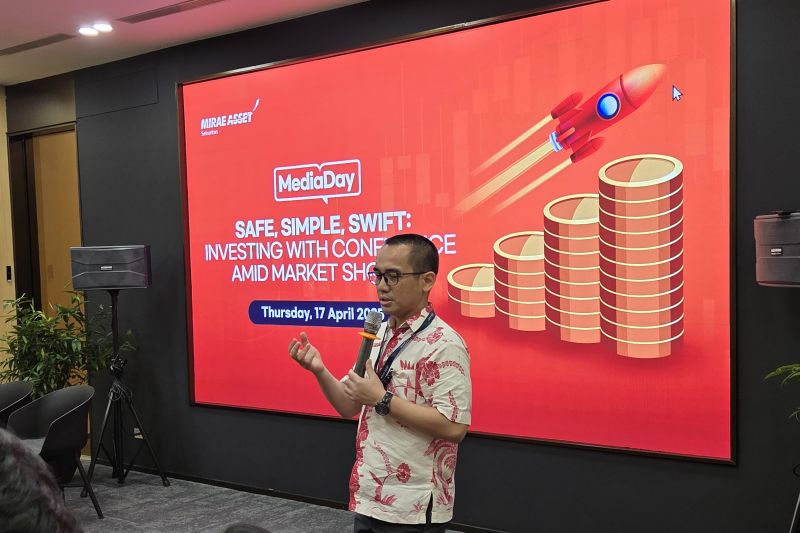 Ekonom: Neraca dagang RI bisa surplus 2,9 miliar dolar AS pada Maret 
