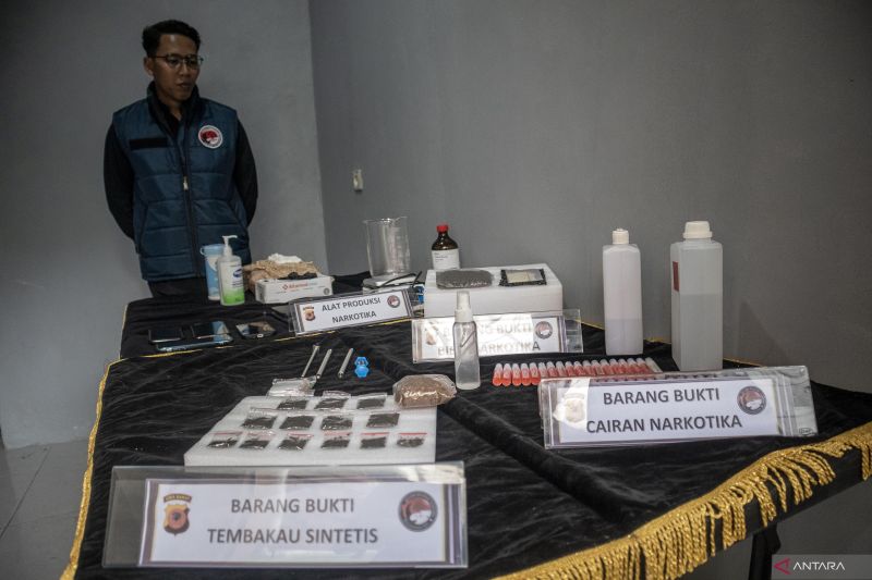 apa-hukuman-bagi-pengguna-dan-pengedar-tembakau-sintetis-di-indonesia