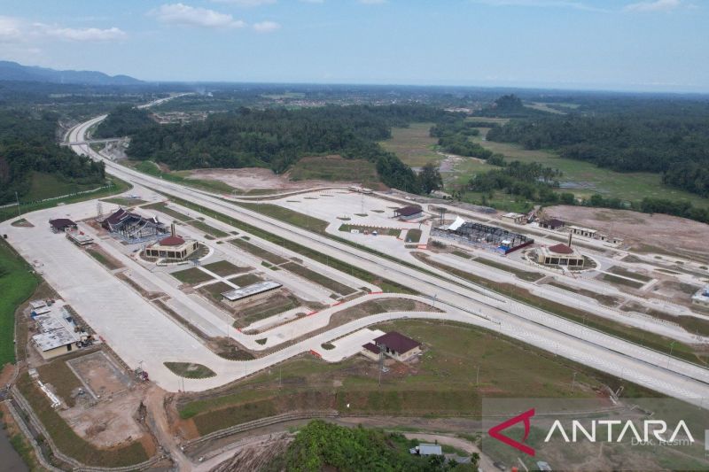 Hutama Karya: Tol Padang-Sicincin segera beroperasi penuh 