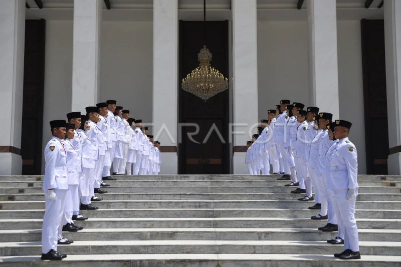sejarah-singkat-dan-perbedaan-paskibra-serta-paskibraka