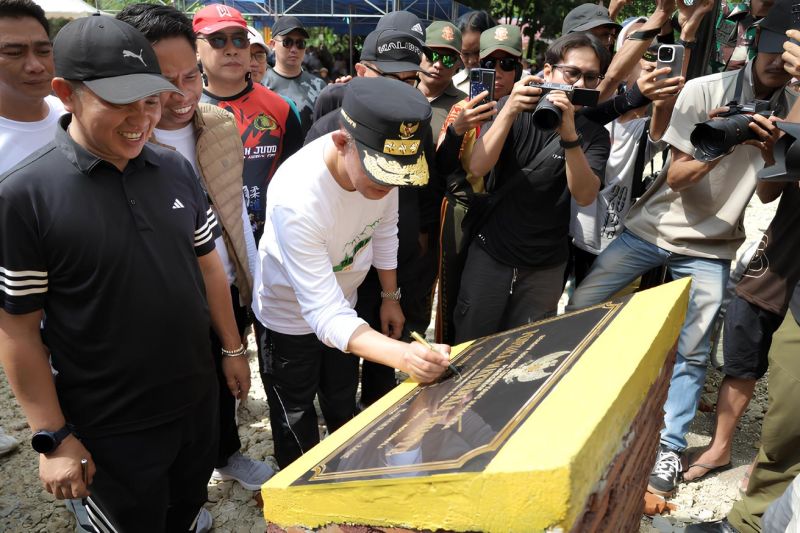 Gubernur Sulteng resmikan wisata air terjun Pofua’a Bente di Morowali 
