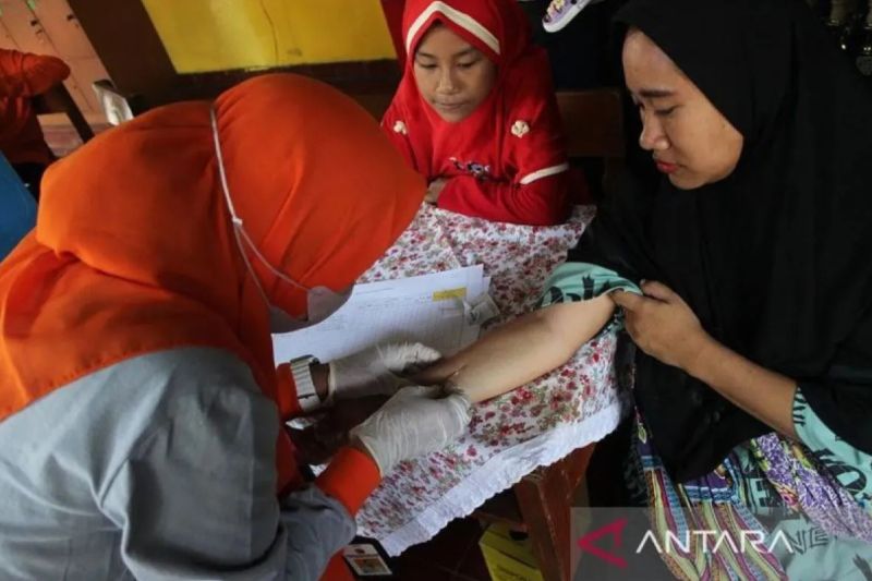 DKI kemarin, remaja jatuh dari gedung Setiabudi hingga siaga TBC