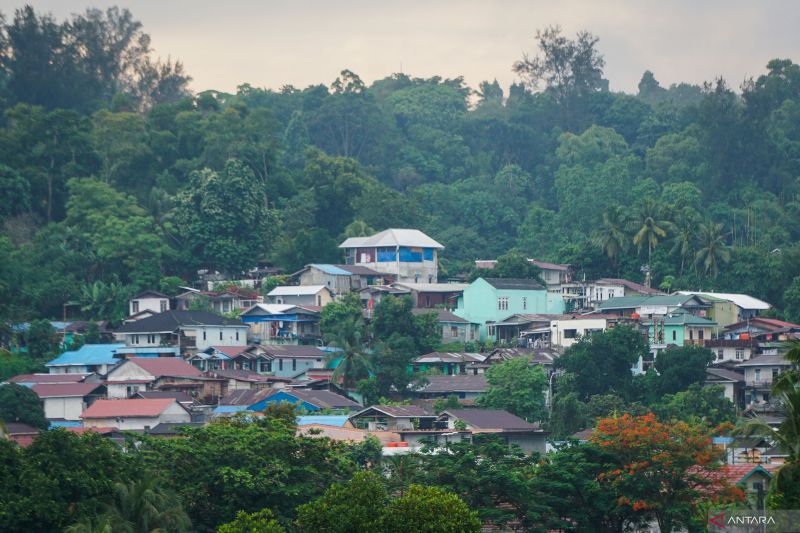 ekonom-data-kemiskinan-versi-bank-dunia-perlu-dibaca-secara-hati-hati