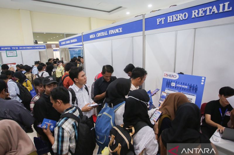 BPS: Angka pengangguran di Indonesia naik 83 ribu pada Februari 2025