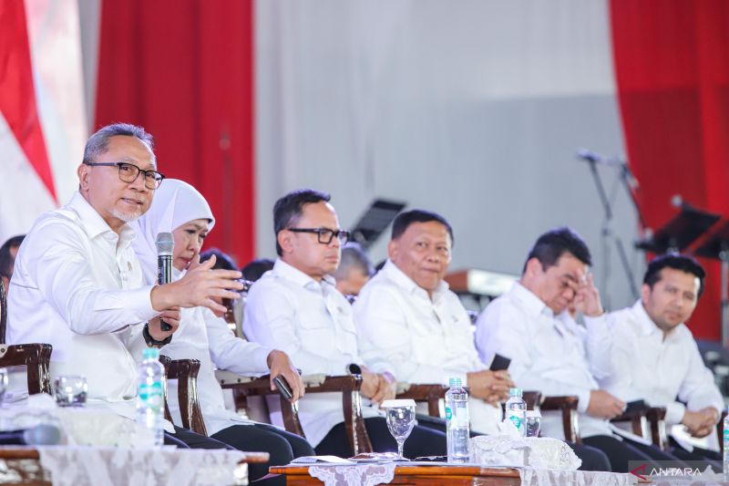 menko-pangan-kopdes-merah-putih-akomodir-kebutuhan-dasar-masyarakat