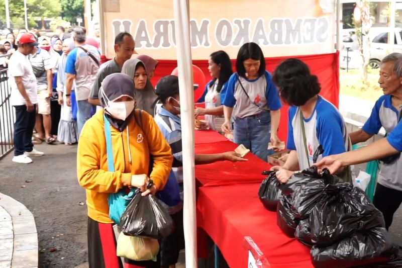 persatuan-gereja-gelar-pasar-murah-di-pekalongan