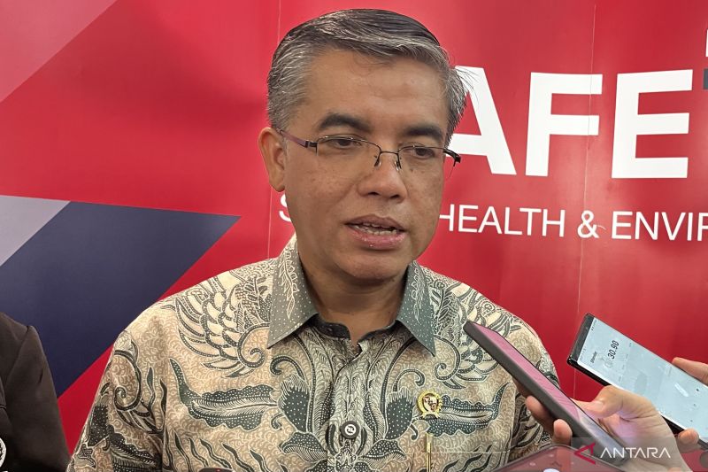 rentan-layoff-menaker-harap-satgas-phk-bisa-lindungi-pekerja-media