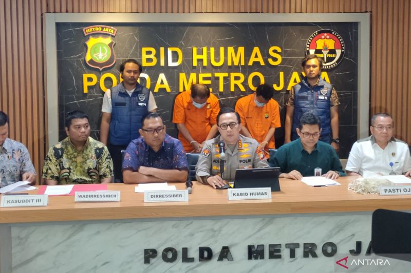 penipuan-daring-pelaku-buat-situs-cerminkan-pasar-saham-realtime