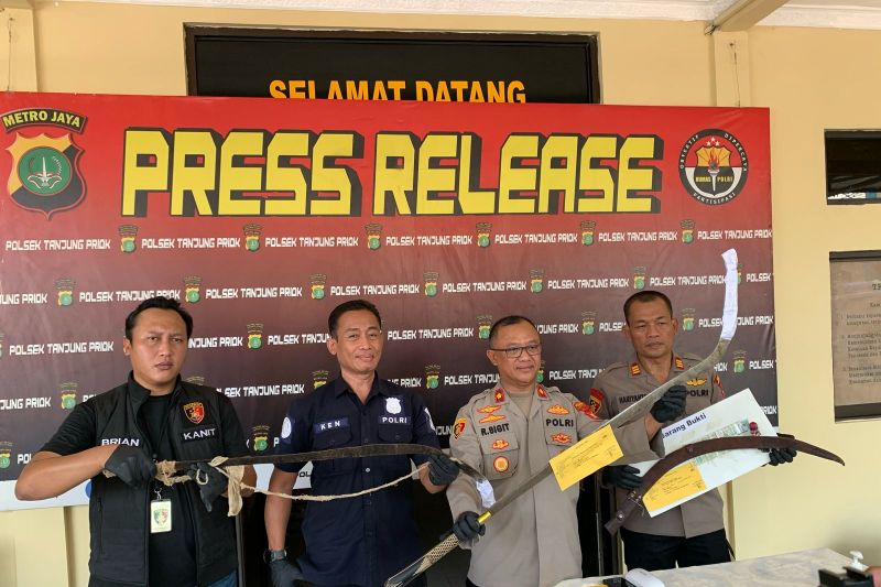 polisi-tangkap-dua-pelaku-pembacokan-saat-tawuran-di-jakut
