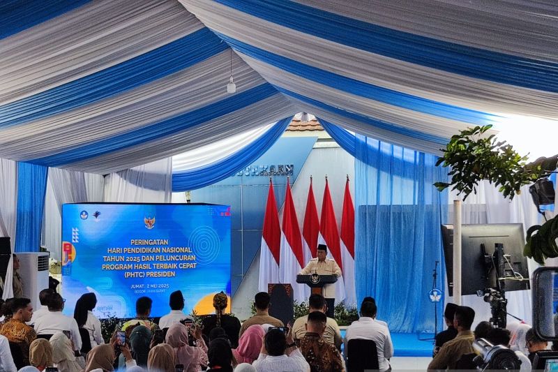 presiden-ingin-bangun-25-ribu-gudang-darurat-tampung-produksi-melimpah