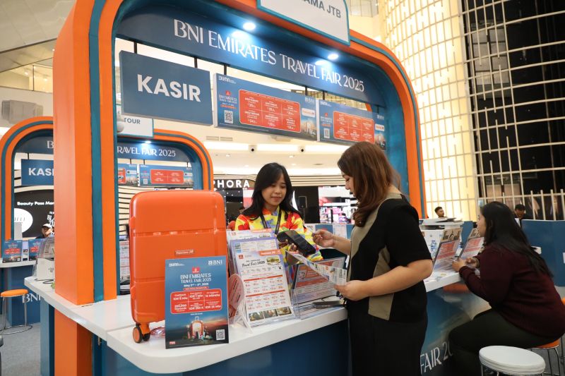 bni-dongkrak-transaksi-kartu-lewat-emirates-travel-fair