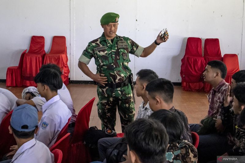 Bupati Purwakarta respon Verrel Bramasta soal didikan di barak militer