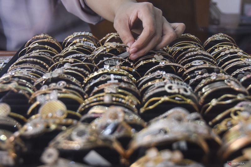 simplifikasi-regulasi-pajak-emas-untuk-mendorong-investasi