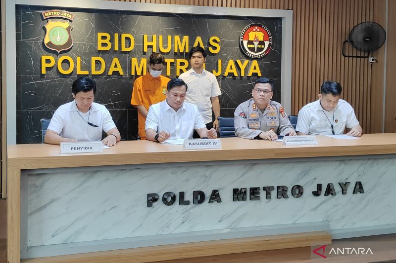 polisi-tangkap-pelaku-pemerasan-dengan-modus-panggilan-video