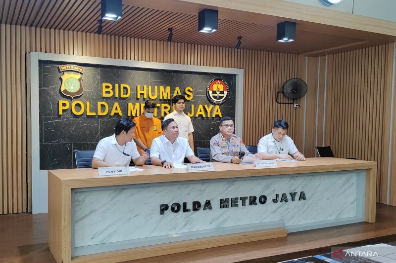 polisi-paparkan-peran-pelaku-pemerasan-dengan-modus-panggilan-video