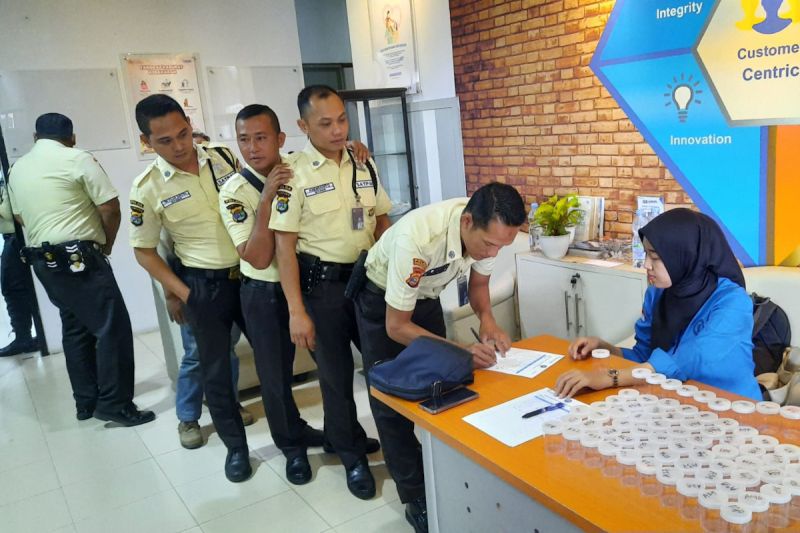 pkss-jaga-integritas-dan-layanan-dengan-tes-narkoba-para-pekerja