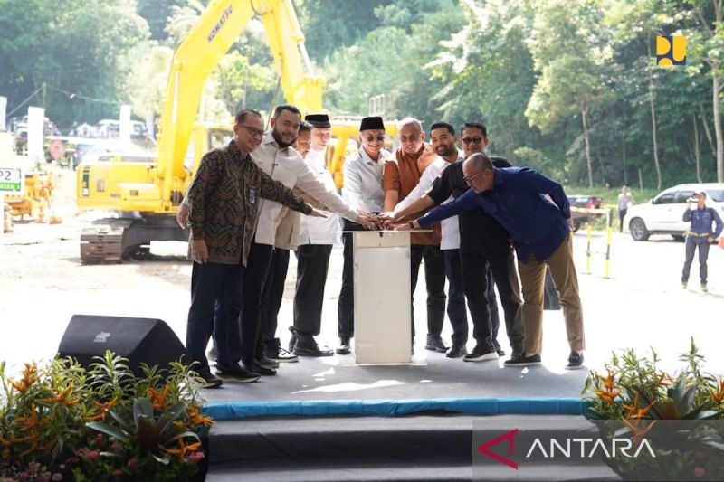 anggota-dpr-perbaikan-jalan-air-dingin-solok-dukung-pengembangan-pltp