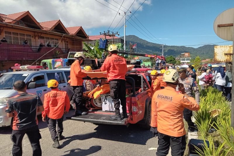 jasa-raharja-santuni-seluruh-korban-kecelakaan-bus-di-padang-panjang