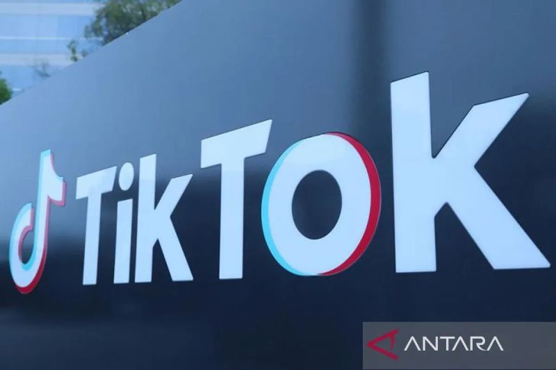 Trump kembali beri TikTok perpanjangan larangan
