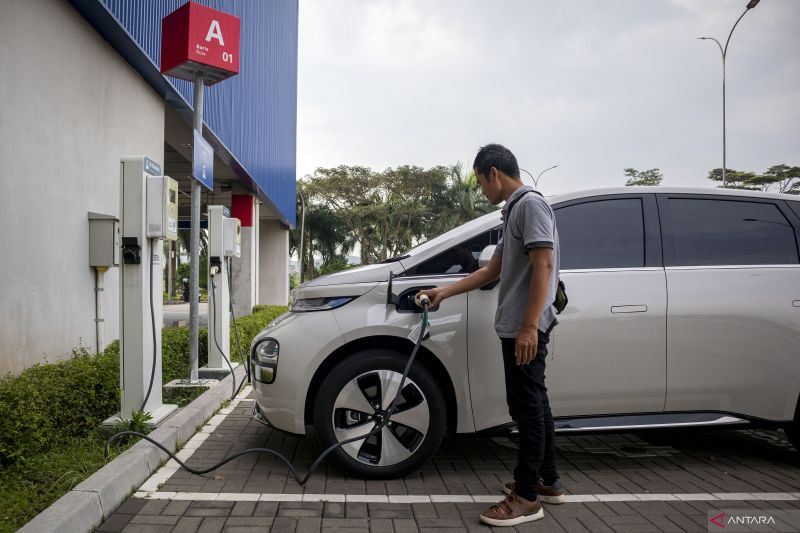 spklu-pt-pos-tingkatkan-daya-saing-industri-kendaraan-listrik
